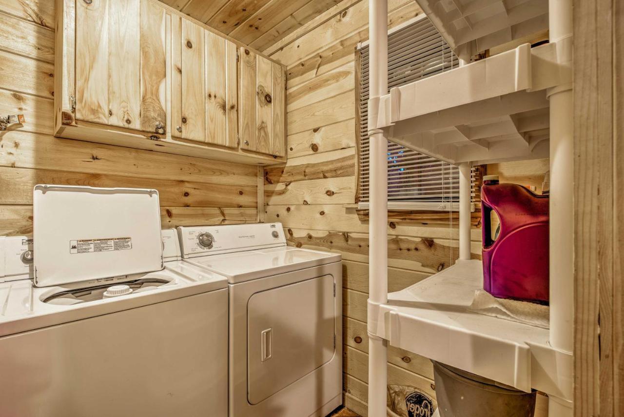 Broken Bow Starlight Cabin With Private Hot Tub! מראה חיצוני תמונה